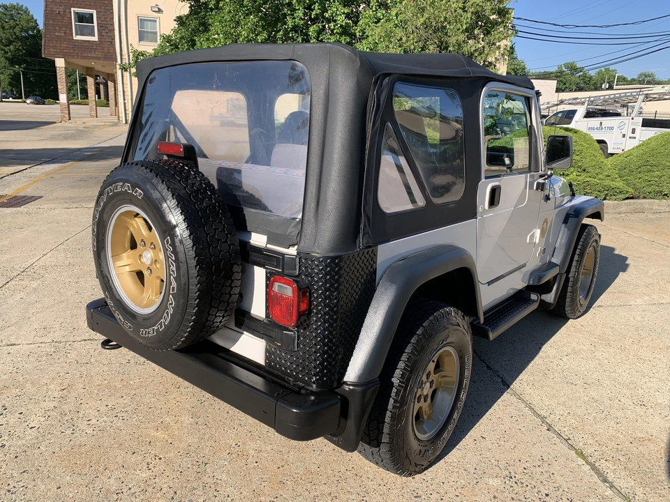 2006 Jeep TJ Wrangler - Image 18 of 31