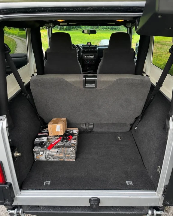 2006 Jeep TJ Wrangler - Image 10 of 12