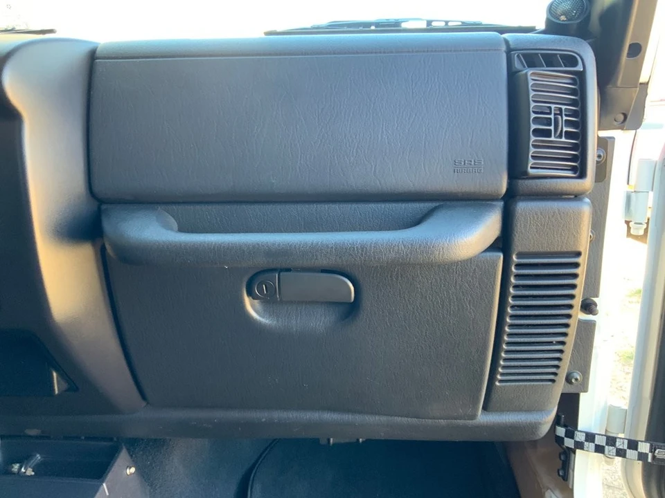 2006 Jeep TJ Wrangler - Image 27 of 31