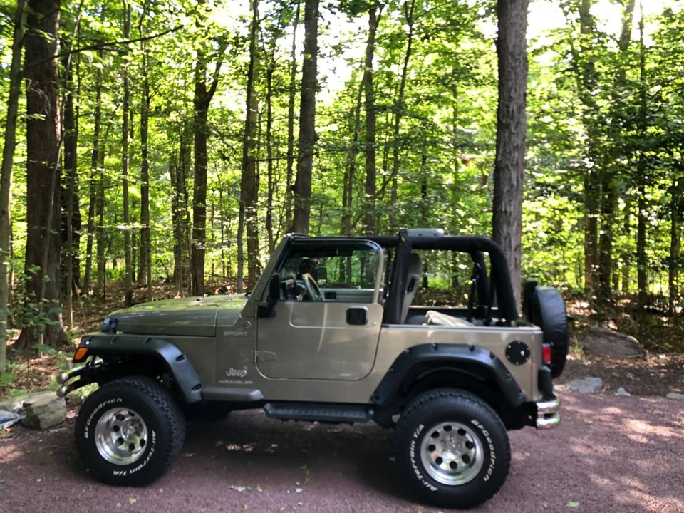 2006 Jeep TJ Wrangler - Image 10 of 11