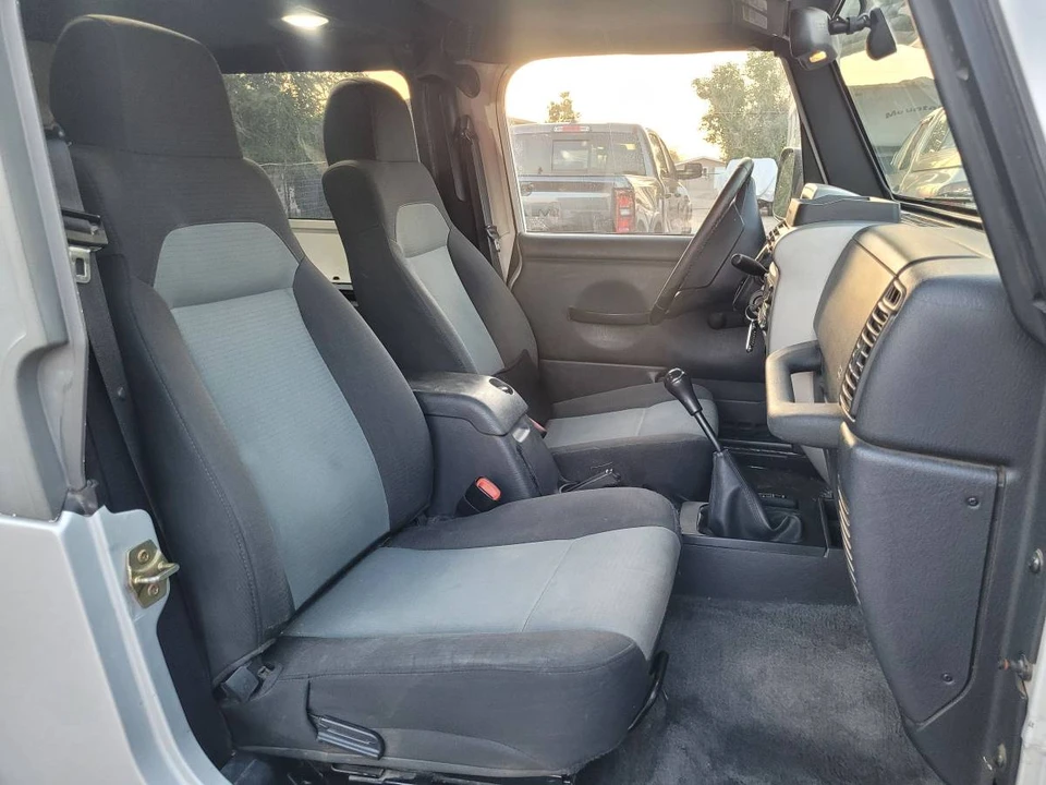 2006 Jeep TJ Wrangler - Image 11 of 17