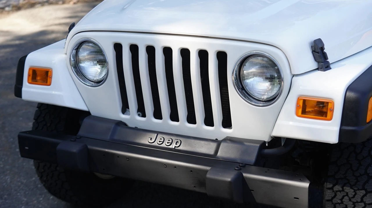 2006 Jeep TJ Wrangler - Image 17 of 24