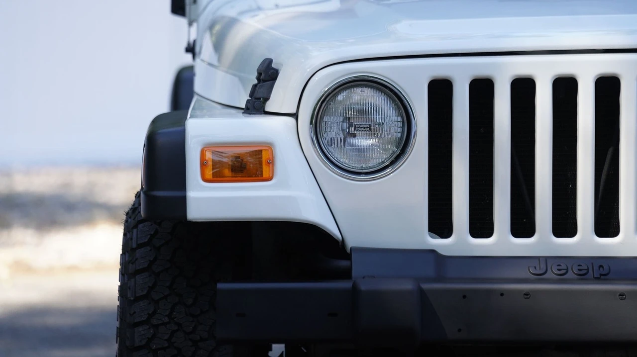 2006 Jeep TJ Wrangler - Image 13 of 24