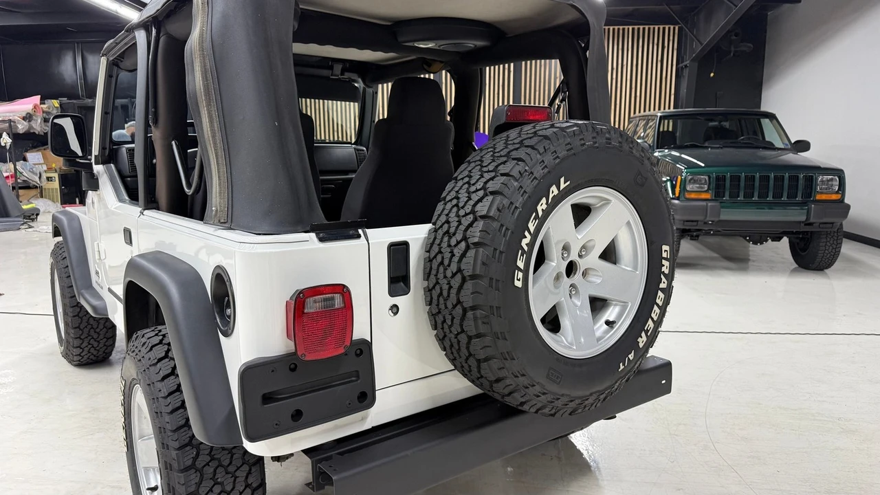2006 Jeep TJ Wrangler - Image 5 of 24