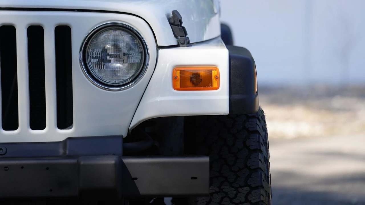 2006 Jeep TJ Wrangler - Image 16 of 24