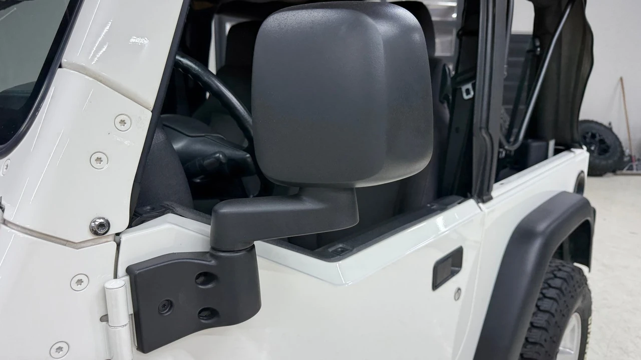 2006 Jeep TJ Wrangler - Image 18 of 24