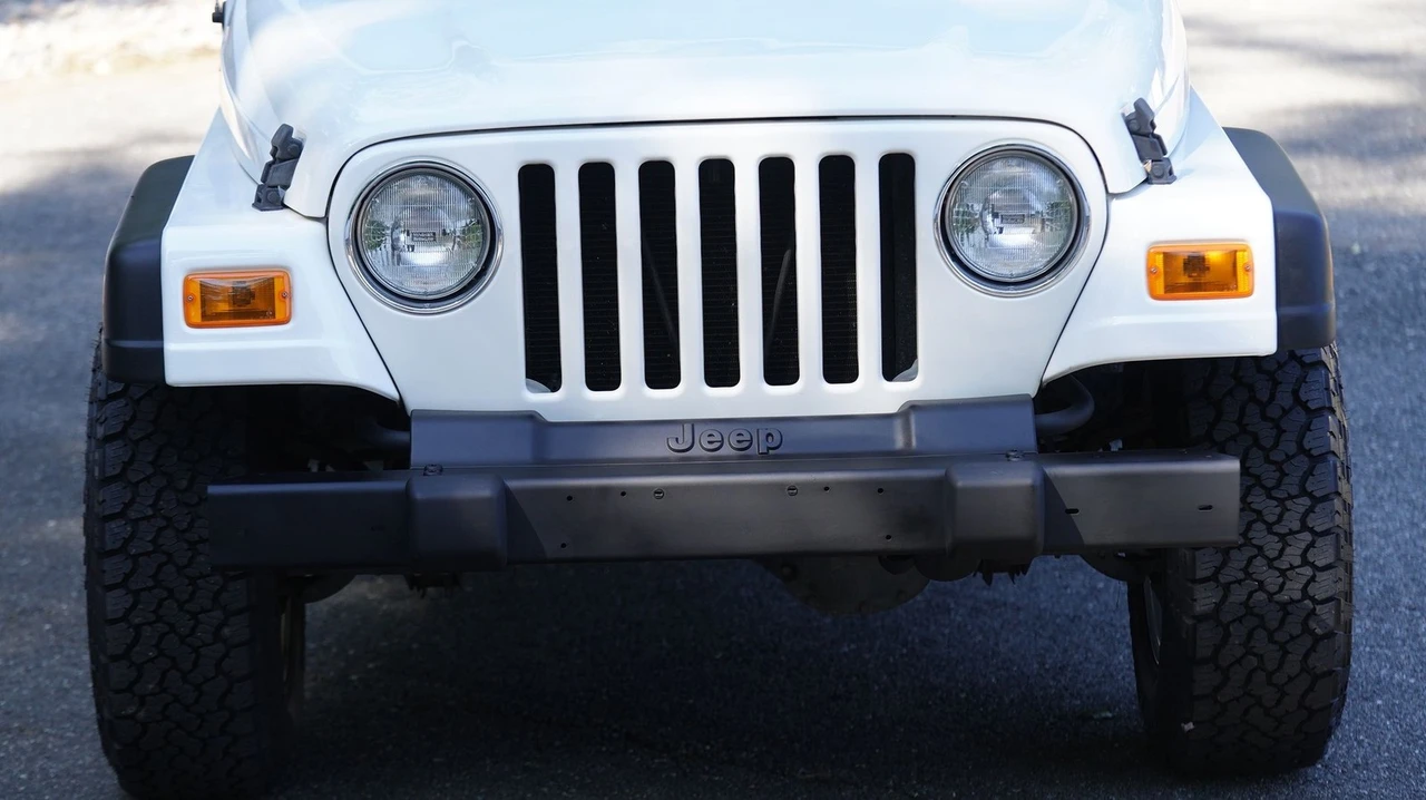 2006 Jeep TJ Wrangler - Image 15 of 24