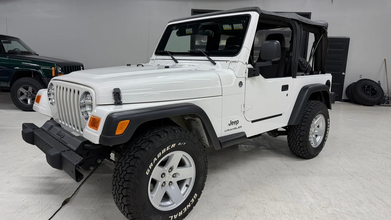 2006 Jeep TJ Wrangler - Image 2 of 24