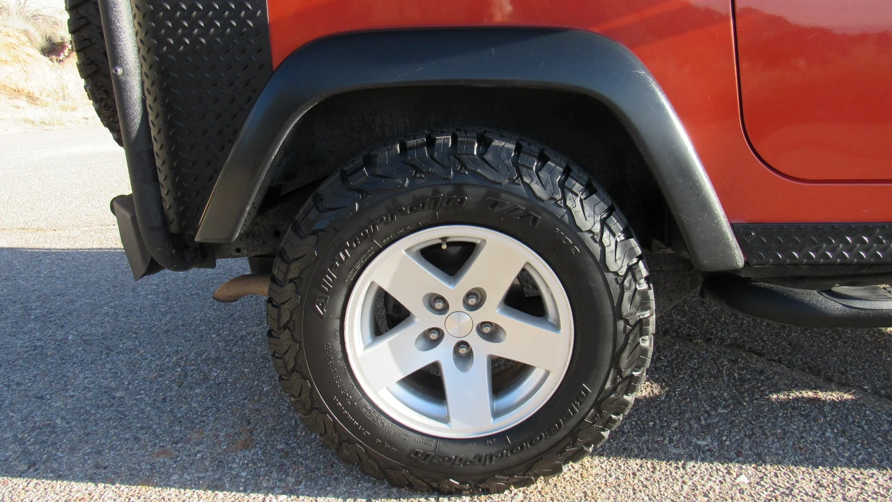 2006 Jeep TJ Wrangler - Image 27 of 31