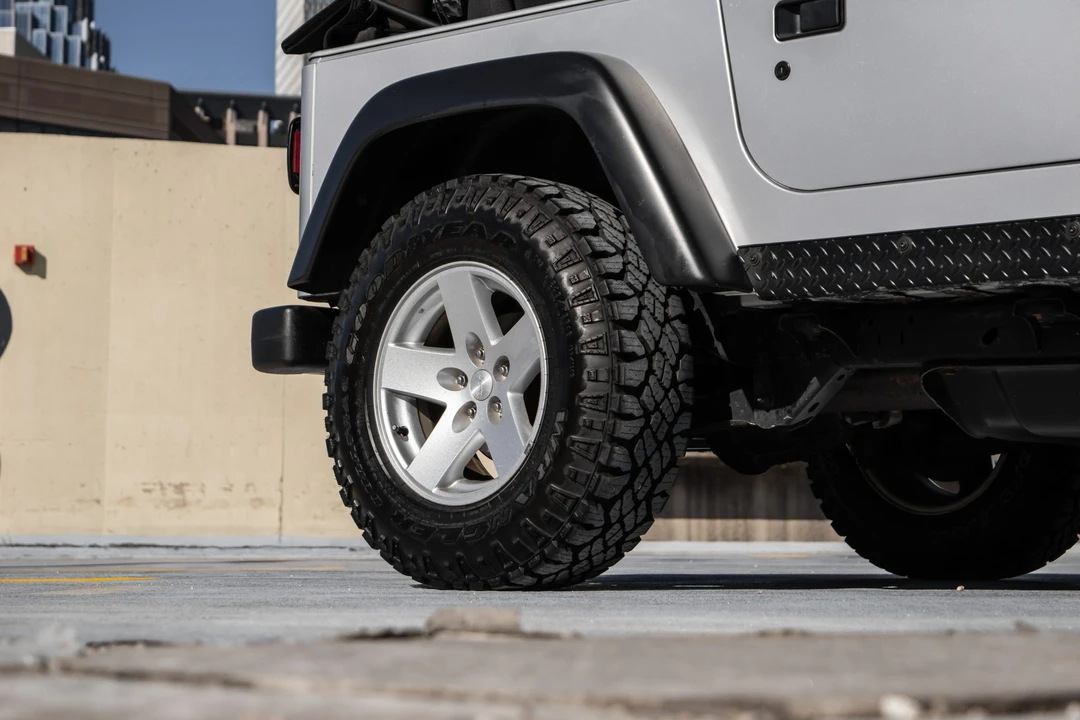 2006 Jeep TJ Wrangler - Image 28 of 31