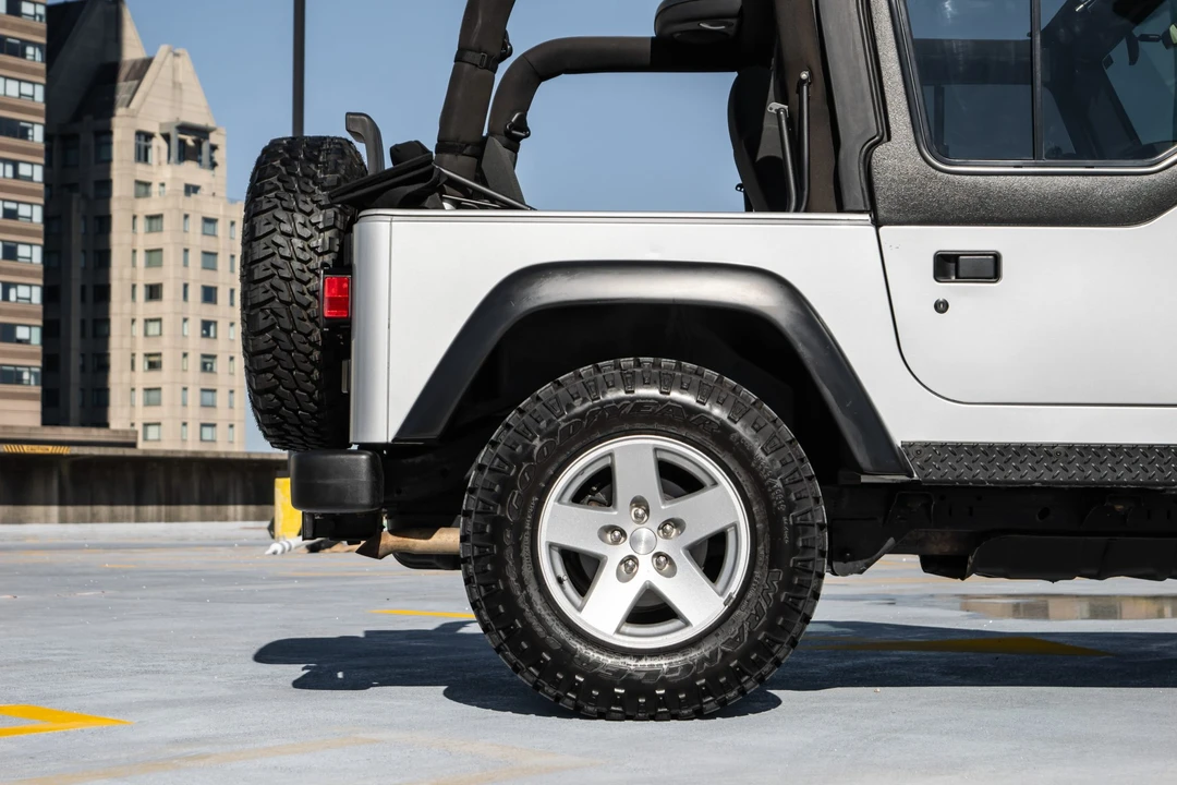 2006 Jeep TJ Wrangler - Image 24 of 31