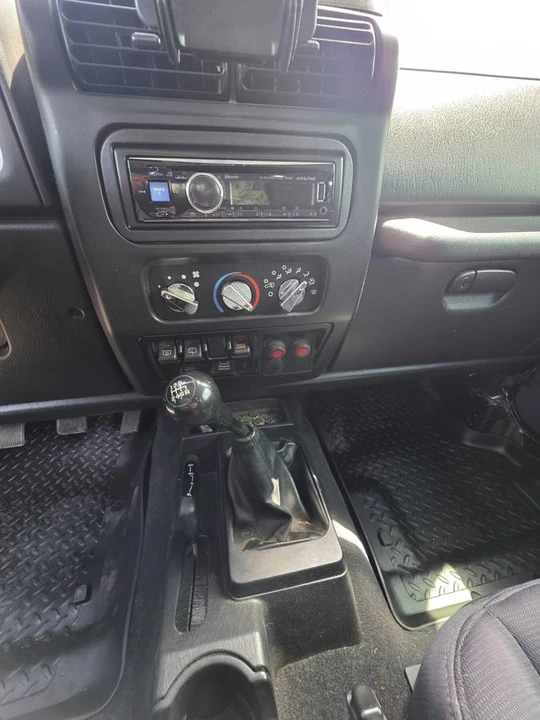 2006 Jeep TJ Wrangler - Image 11 of 15