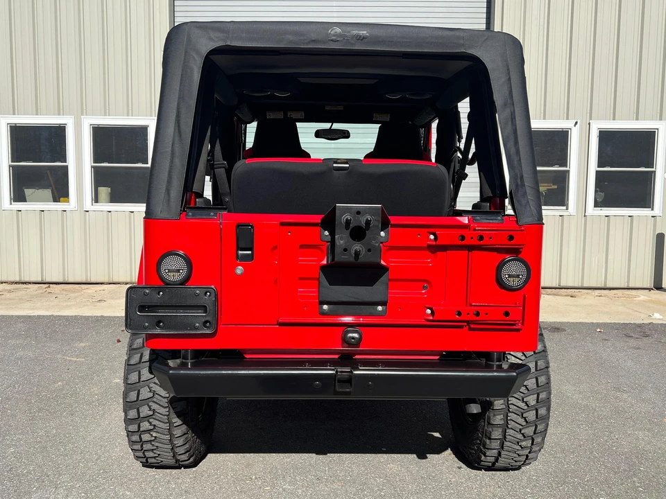 2006 Jeep TJ Wrangler - Image 10 of 31