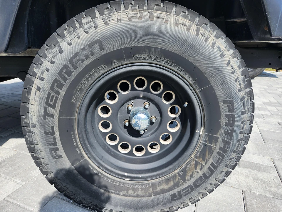 2006 Jeep TJ Wrangler - Image 29 of 31