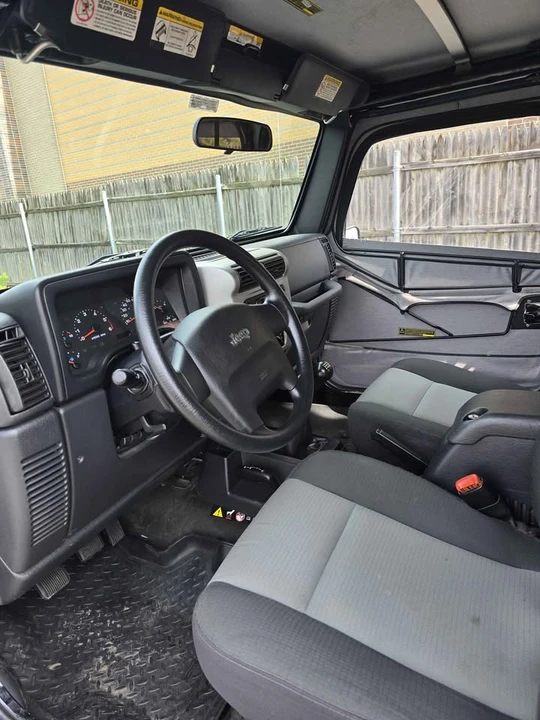 2006 Jeep TJ Wrangler - Image 10 of 11