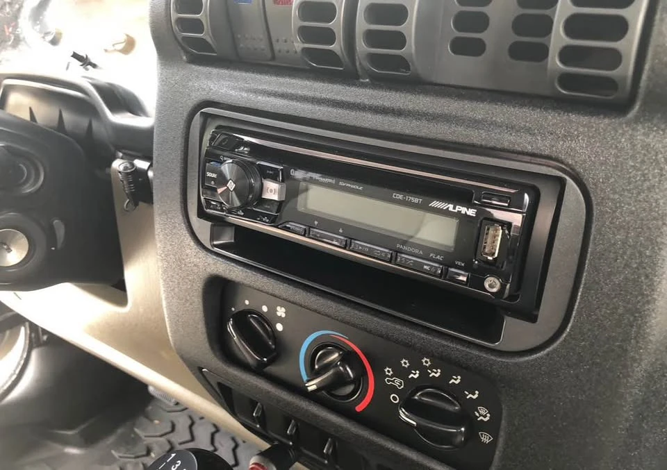 2006 Jeep TJ Wrangler - Image 14 of 16