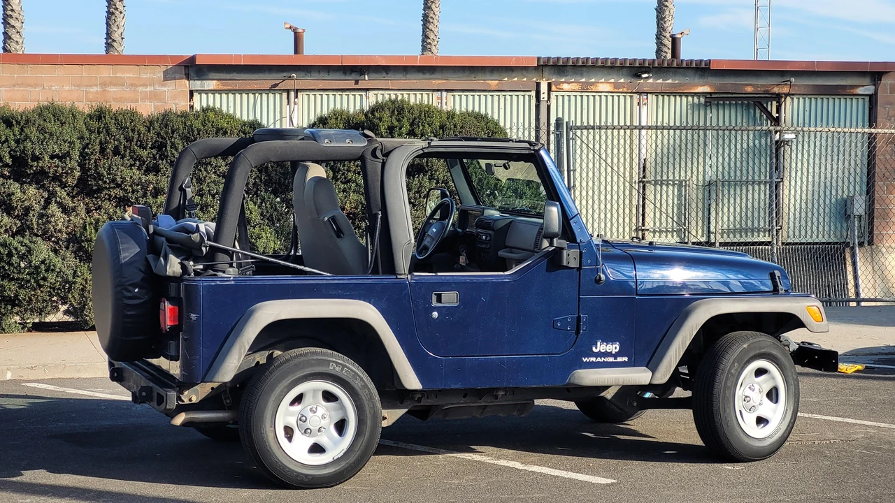 2006 Jeep TJ Wrangler - Image 10 of 31