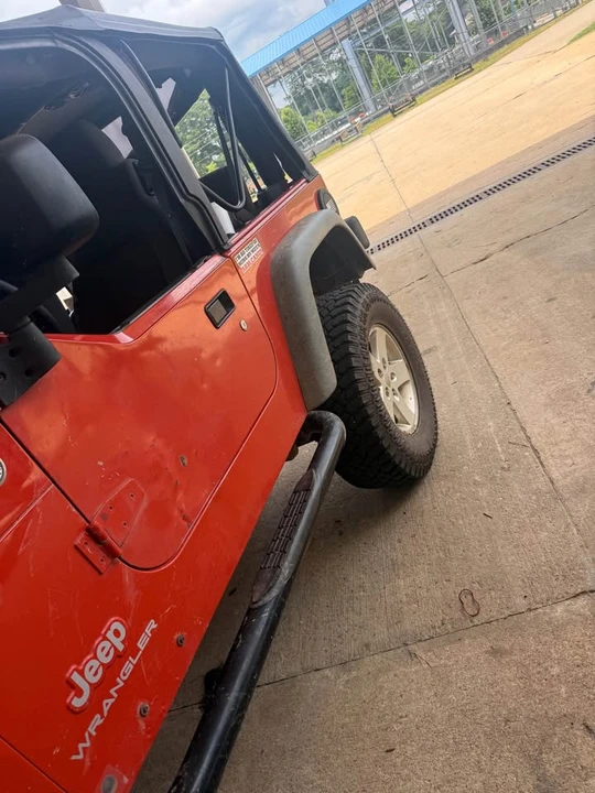 2006 Jeep TJ Wrangler - Image 2 of 3