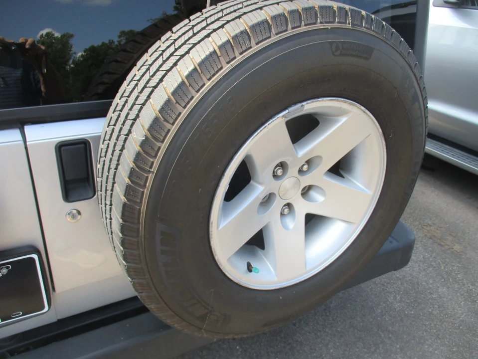 2006 Jeep TJ Wrangler - Image 9 of 16