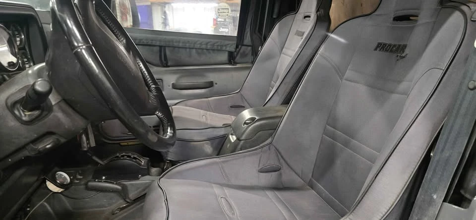2006 Jeep TJ Wrangler - Image 16 of 17