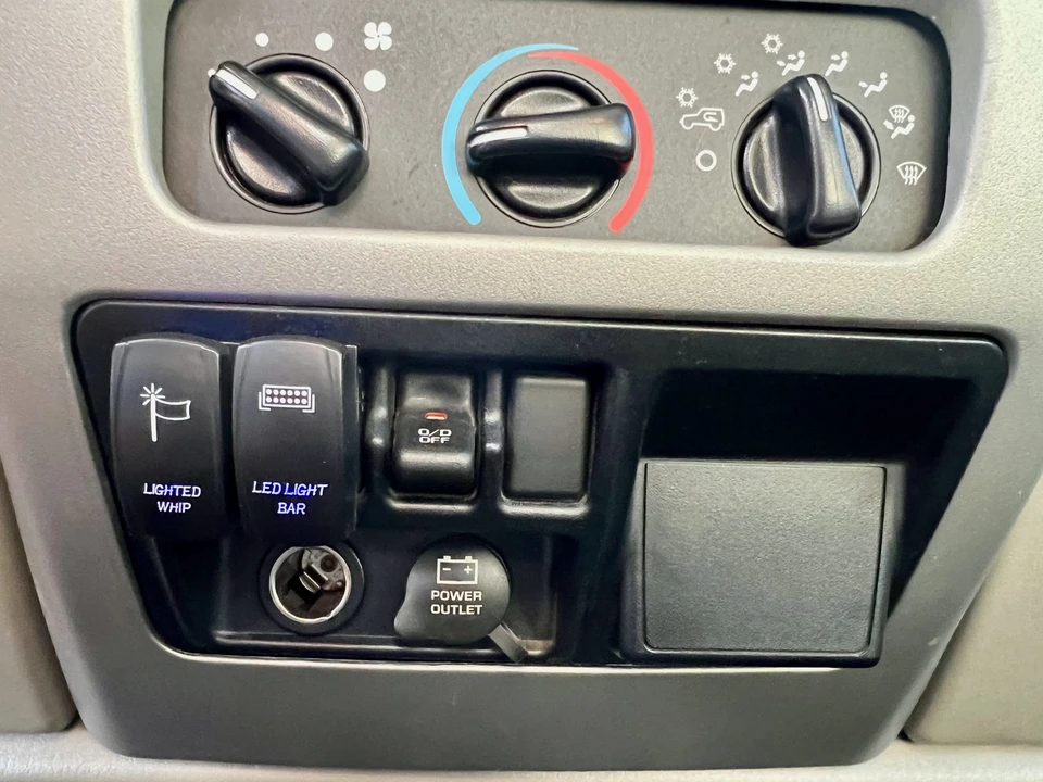 2006 Jeep TJ Wrangler - Image 27 of 31