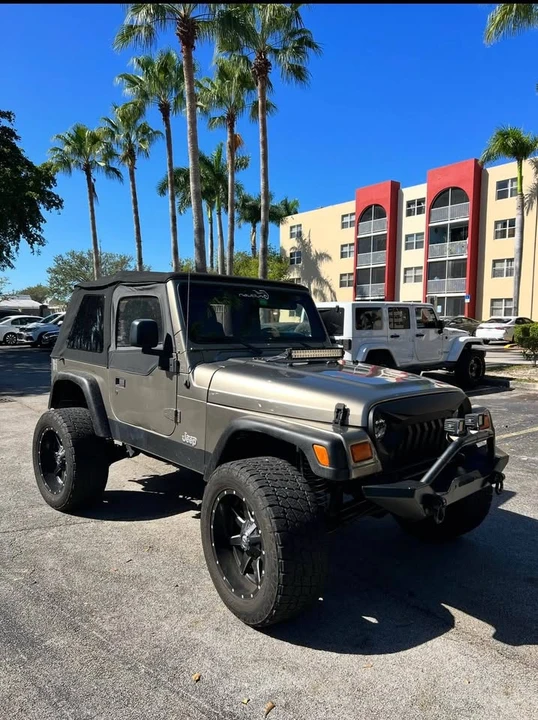 2006 Jeep TJ Wrangler - Image 3 of 4
