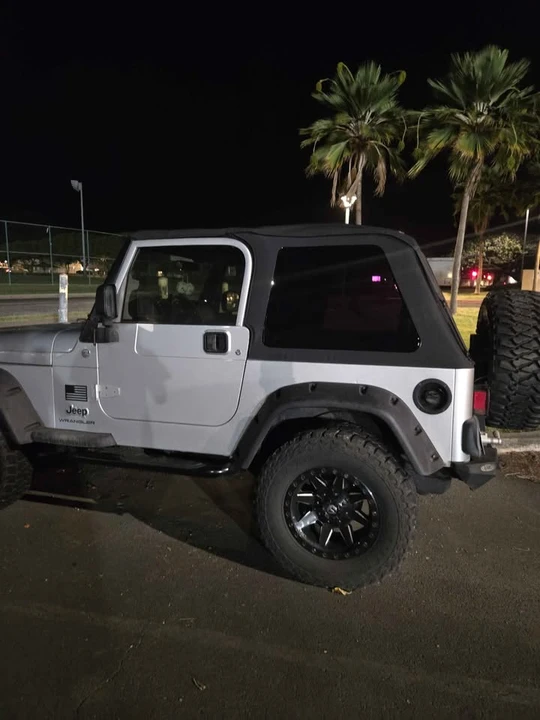 2006 Jeep TJ Wrangler - Image 10 of 11