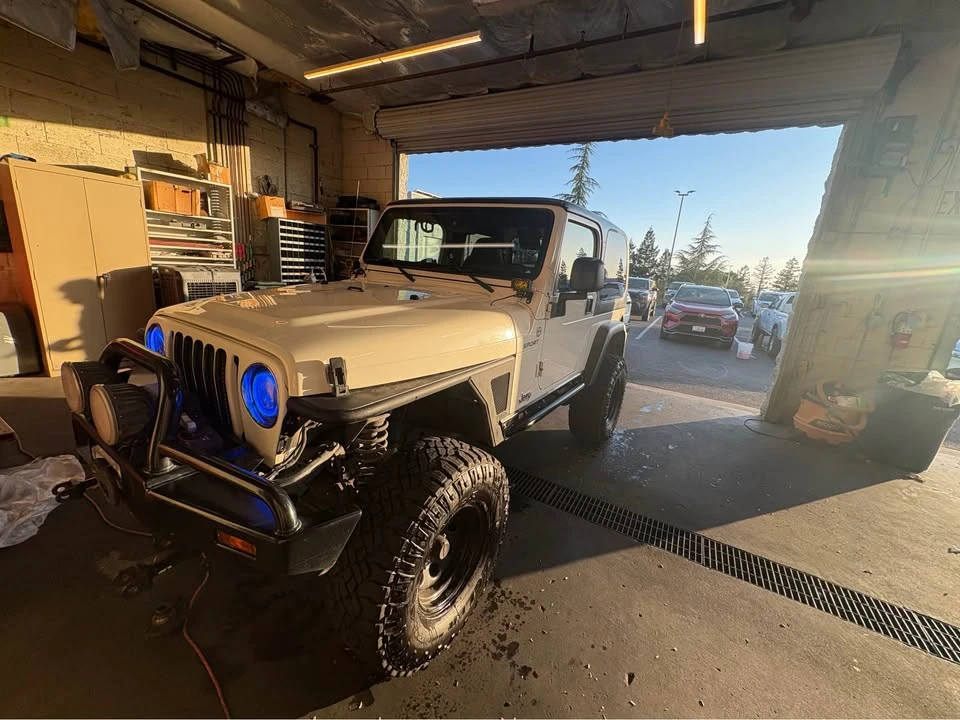 2006 Jeep TJ Wrangler - Image 2 of 4