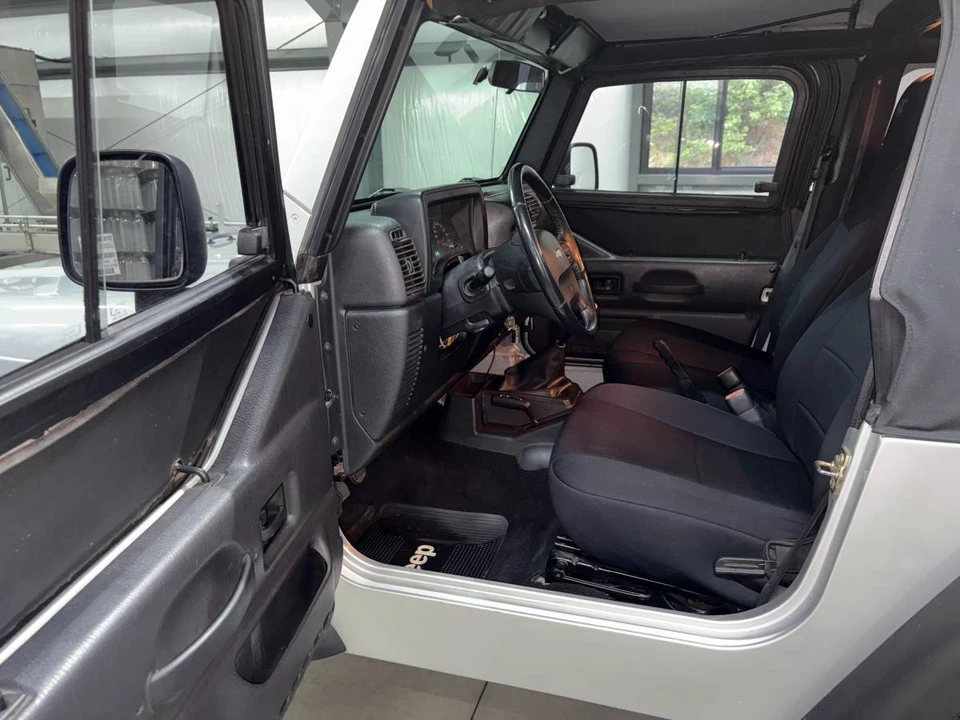 2006 Jeep TJ Wrangler - Image 16 of 24