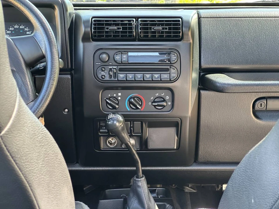 2006 Jeep TJ Wrangler - Image 6 of 12
