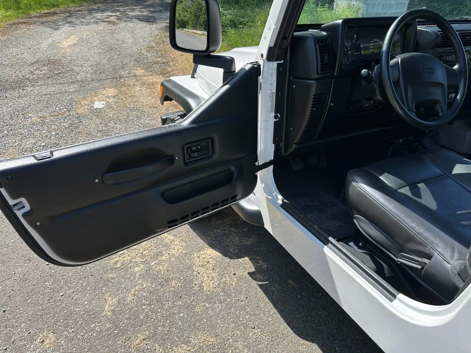 2006 Jeep TJ Wrangler - Image 8 of 12