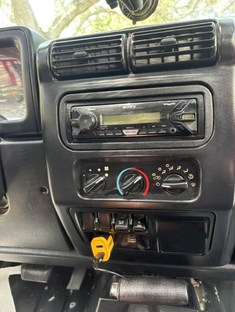 2006 Jeep TJ Wrangler - Image 14 of 21