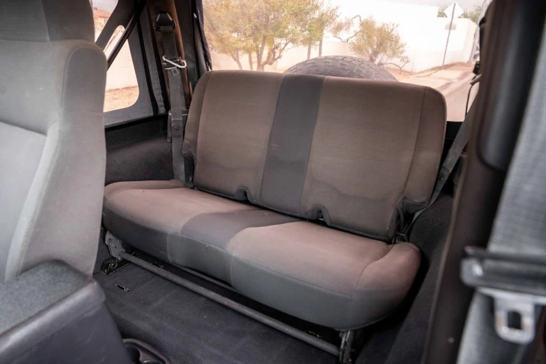 2006 Jeep TJ Wrangler - Image 16 of 18