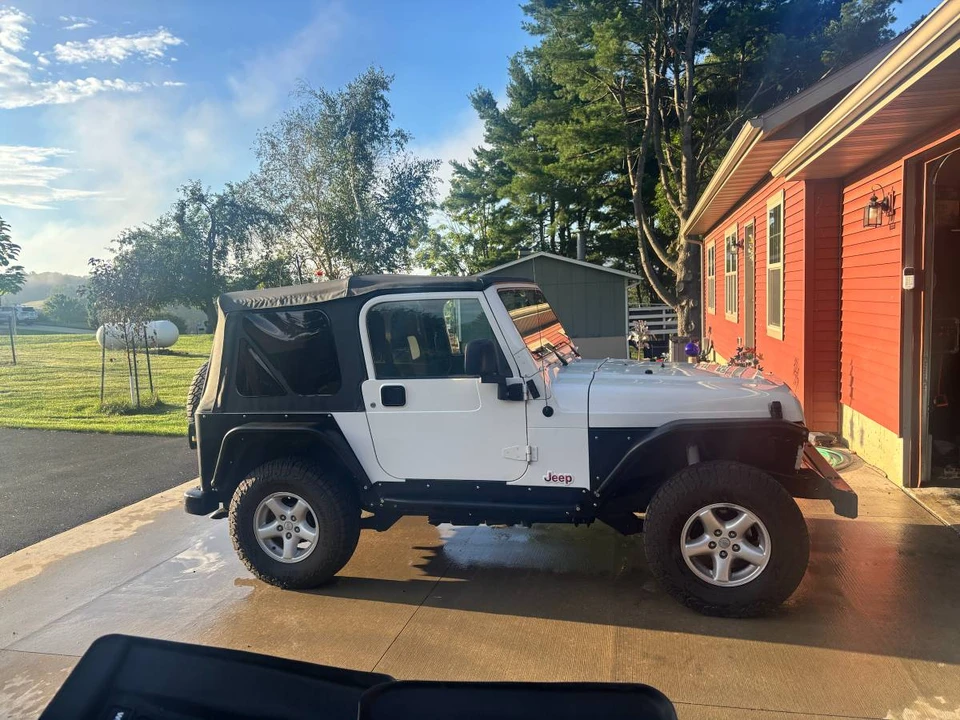2006 Jeep TJ Wrangler - Image 3 of 5