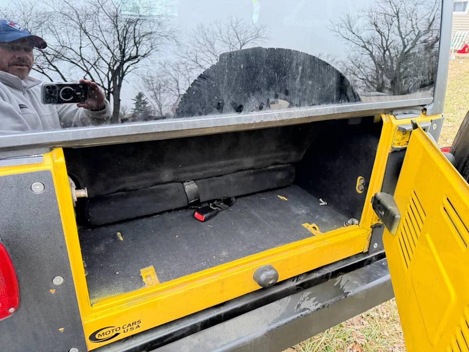 2006 Jeep TJ Wrangler - Image 9 of 16