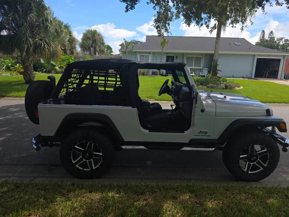 2006 Jeep TJ Wrangler - Image 10 of 13