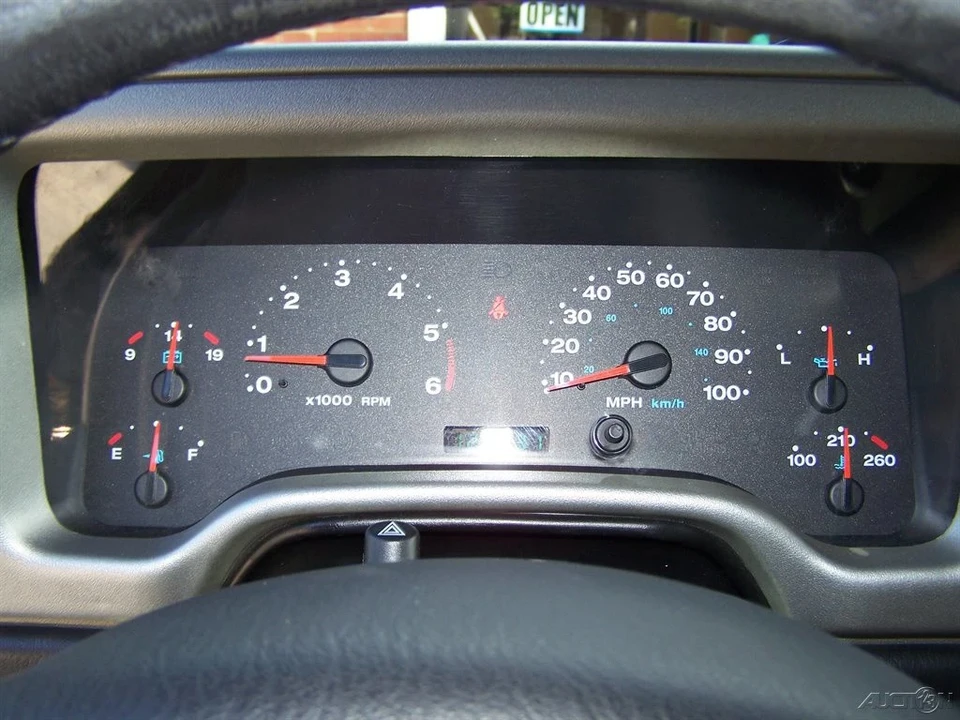 2006 Jeep TJ Wrangler - Image 10 of 12