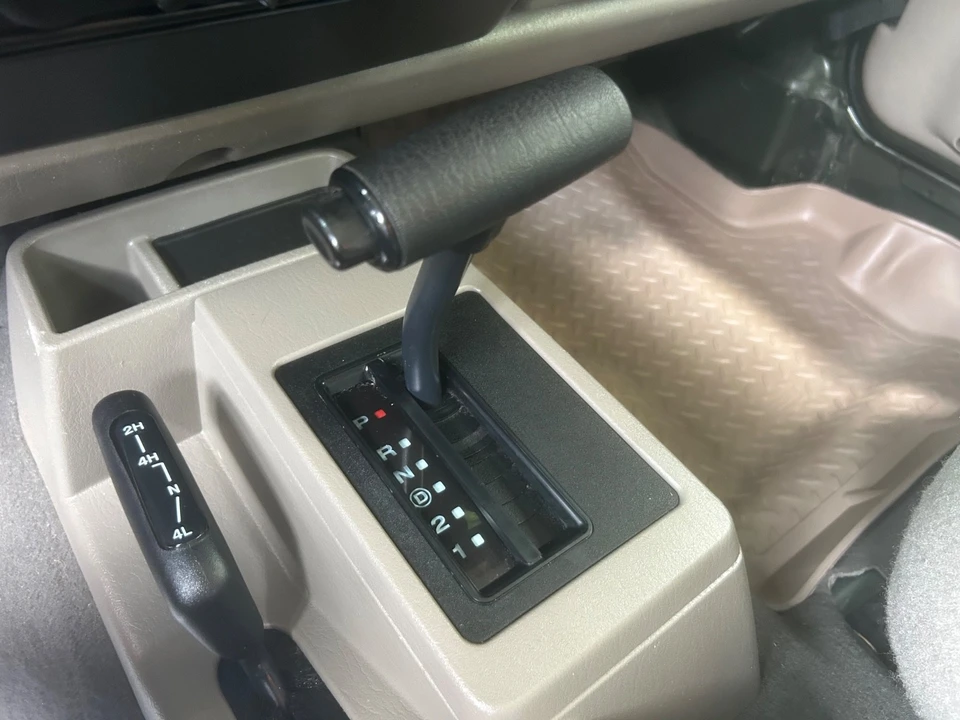 2006 Jeep TJ Wrangler - Image 18 of 24