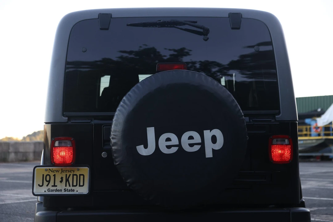 2006 Jeep TJ Wrangler - Image 28 of 31