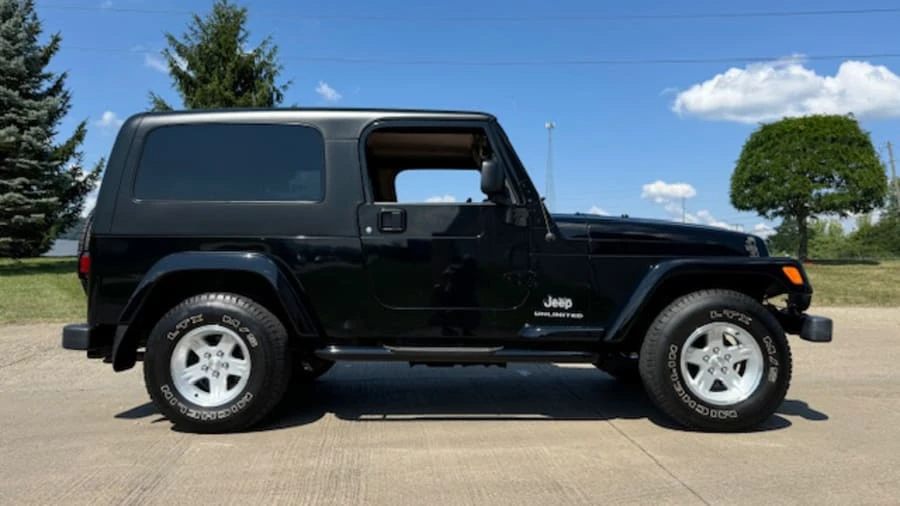 2006 Jeep TJ Wrangler - Image 2 of 21