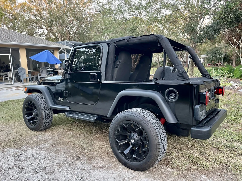 2006 Jeep TJ Wrangler - Image 29 of 31