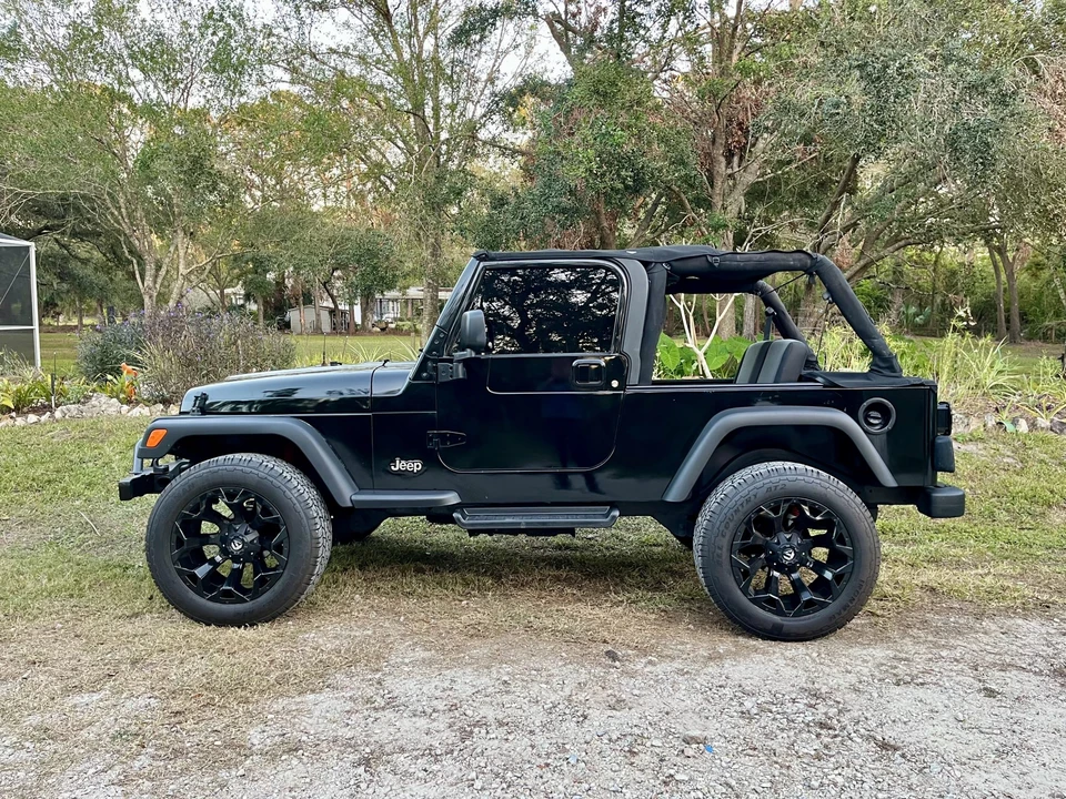 2006 Jeep TJ Wrangler - Image 28 of 31