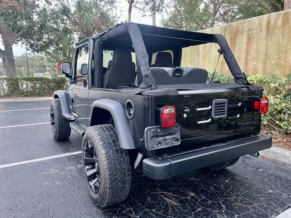 2006 Jeep TJ Wrangler - Image 18 of 31