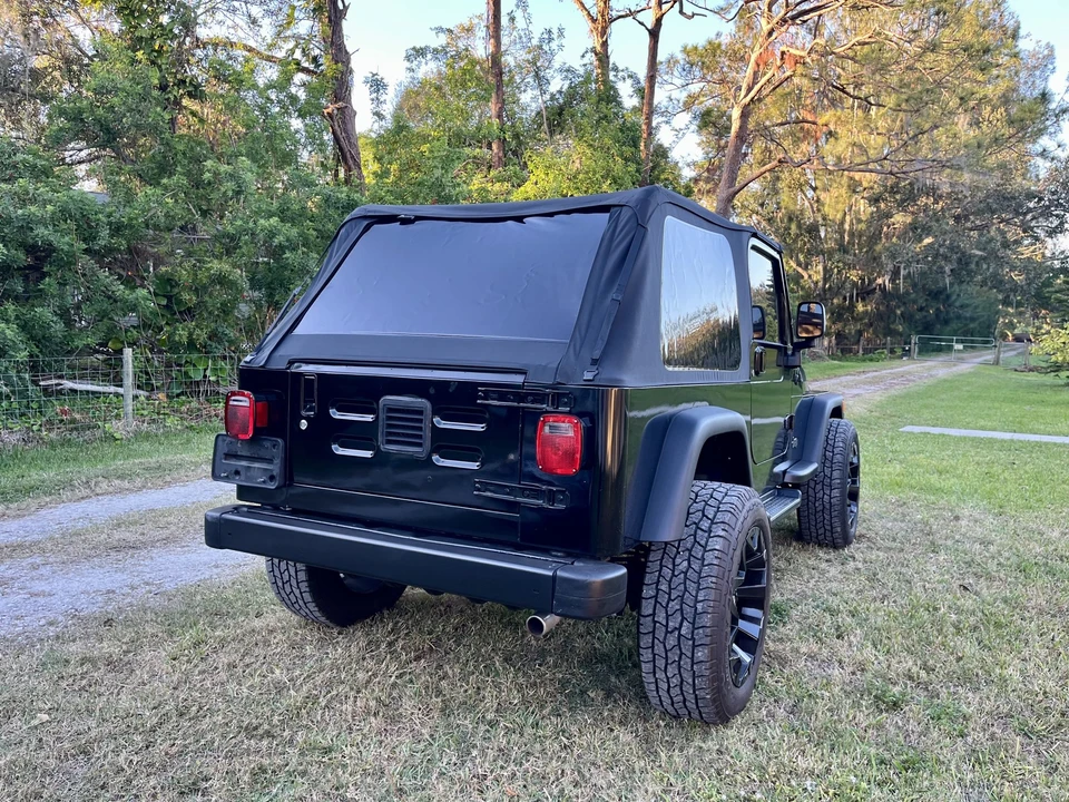 2006 Jeep TJ Wrangler - Image 10 of 31