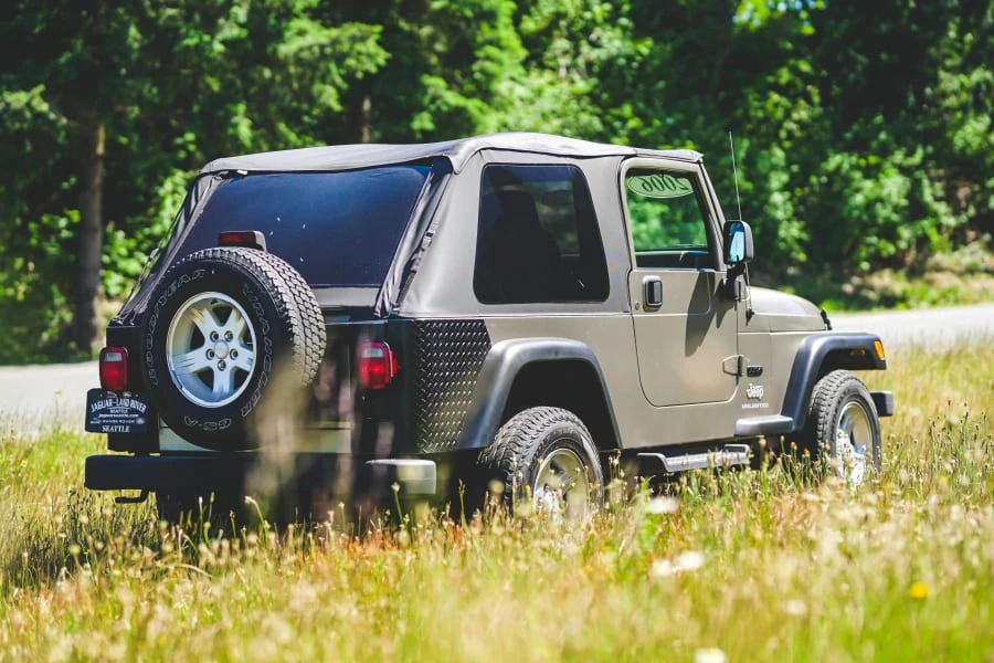 2006 Jeep TJ Wrangler - Image 11 of 12
