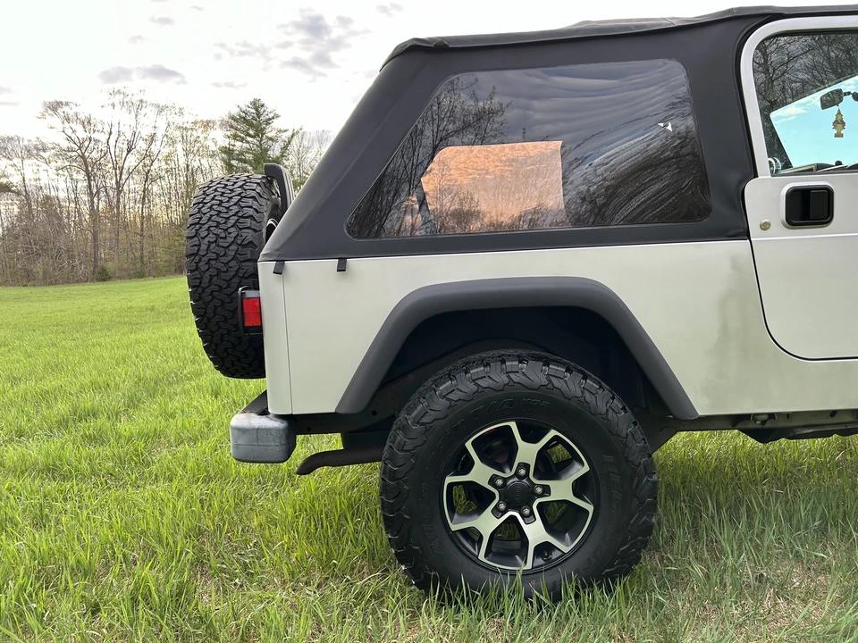 2006 Jeep TJ Wrangler - Image 27 of 31