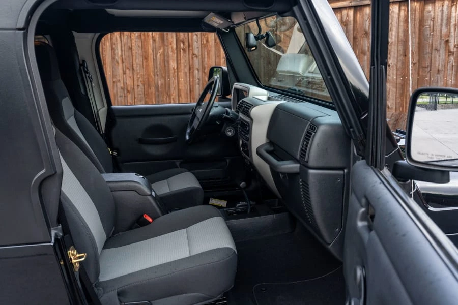 2006 Jeep TJ Wrangler - Image 25 of 31