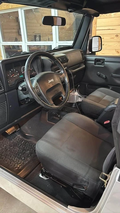 2006 Jeep TJ Wrangler - Image 9 of 16