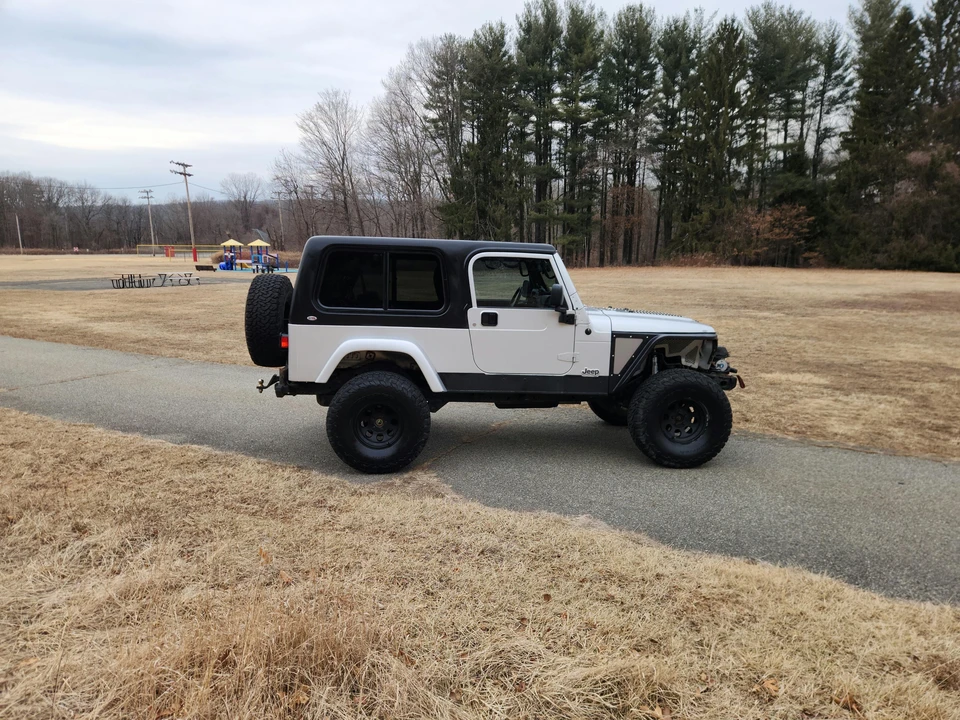 2006 Jeep TJ Wrangler - Image 15 of 31