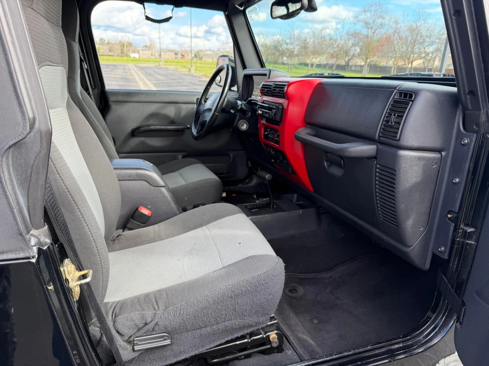2006 Jeep TJ Wrangler - Image 27 of 31